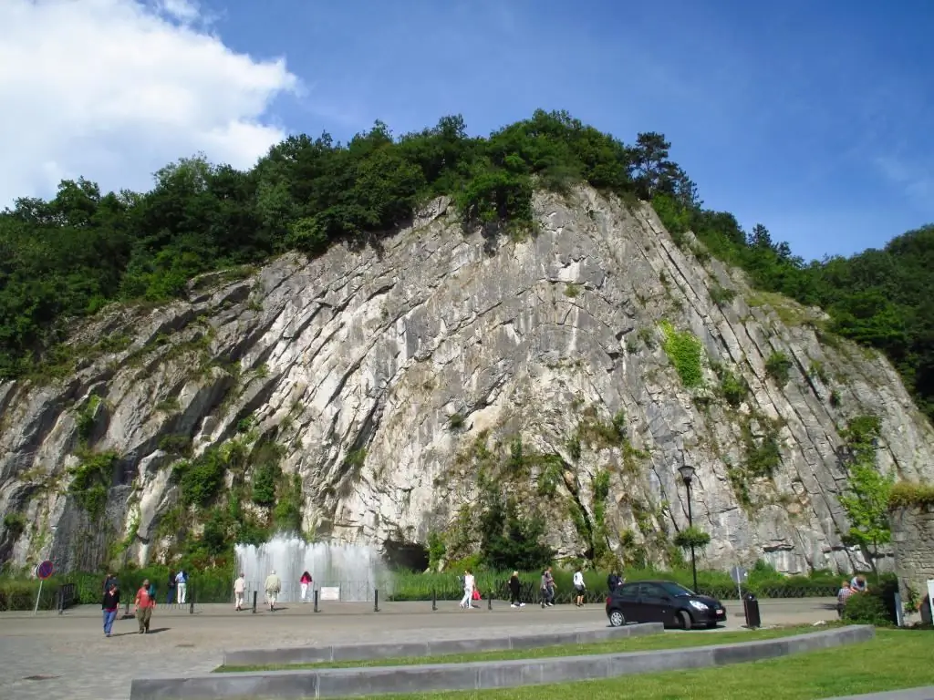 Anticlinal እጥፋት